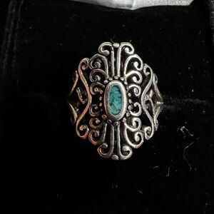 Elegant Silver and Turquoise Ring